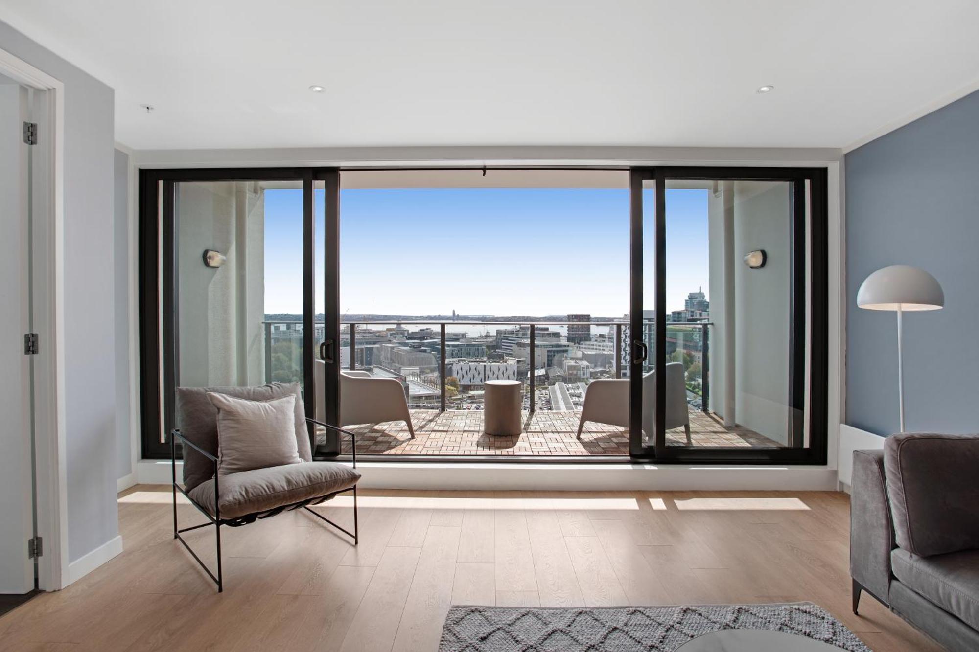 Skyline Serenade Apt With Skycity View And Parking Auckland Kültér fotó