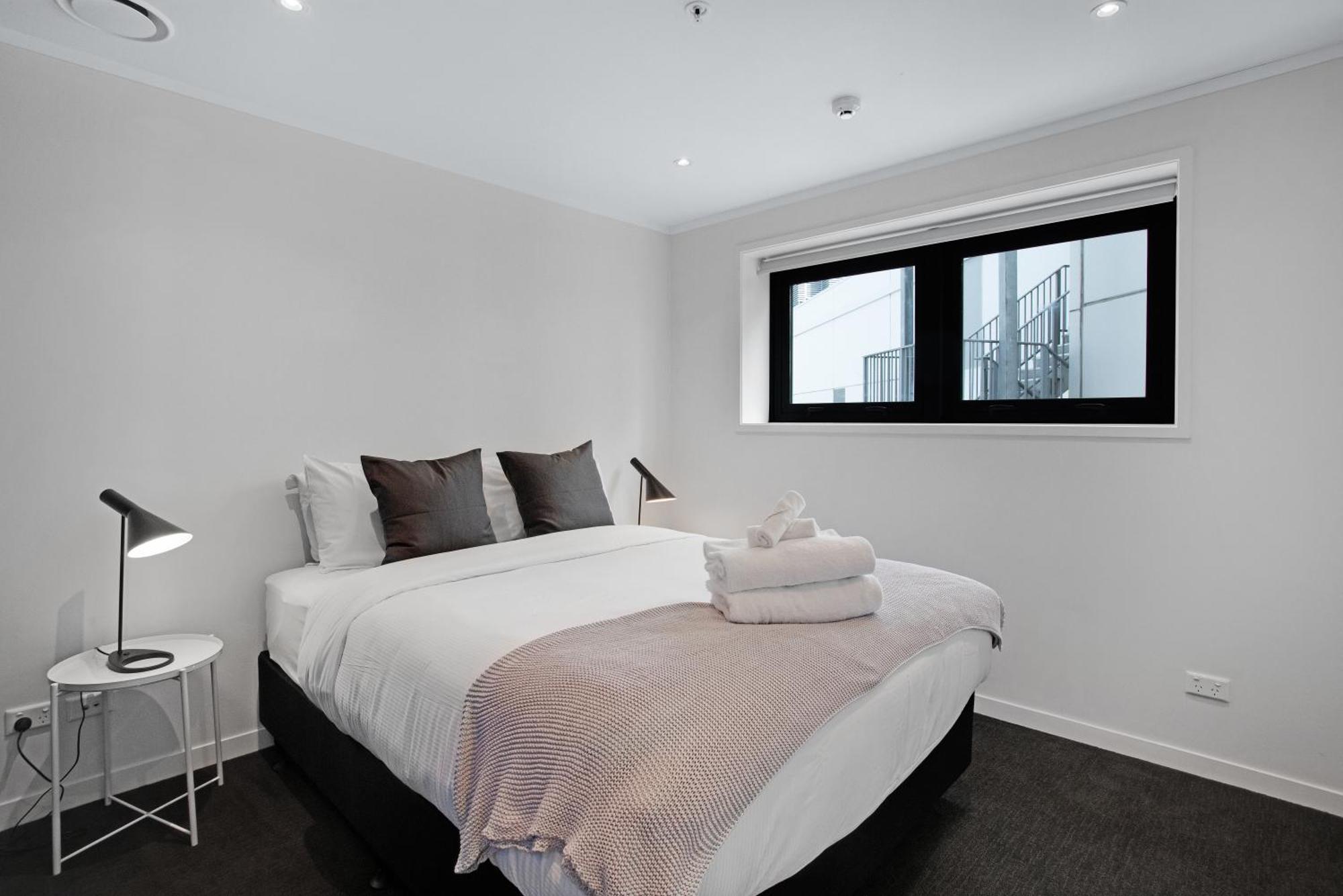 Skyline Serenade Apt With Skycity View And Parking Auckland Kültér fotó