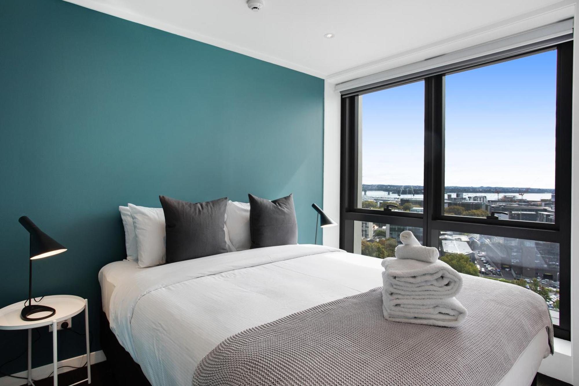 Skyline Serenade Apt With Skycity View And Parking Auckland Kültér fotó